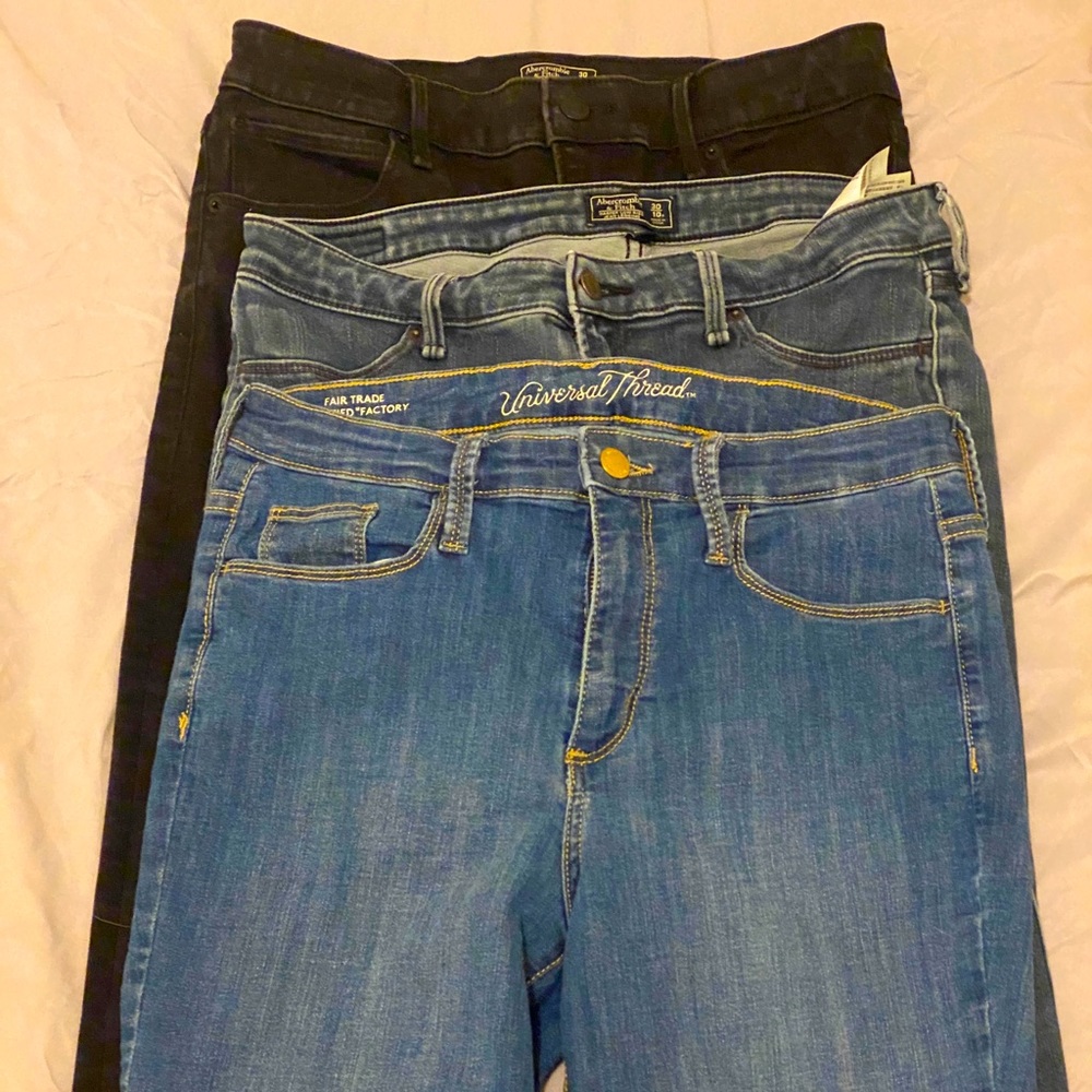 3 pairs of skinny jeans